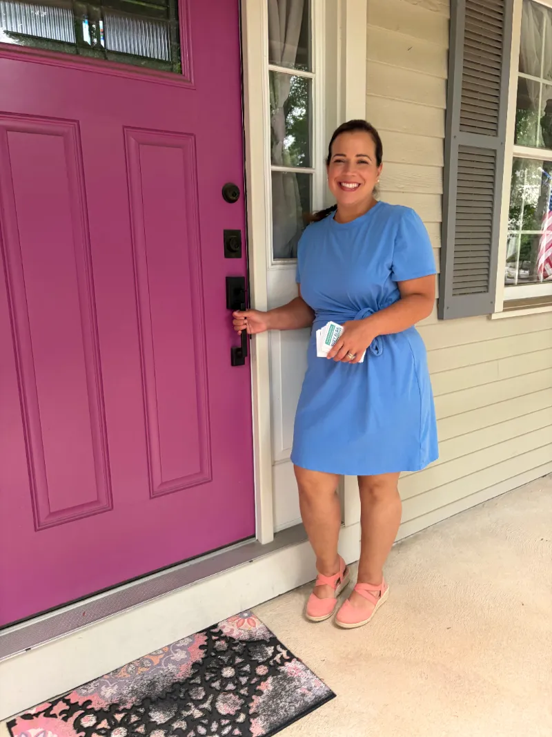 Suzy door-knocking